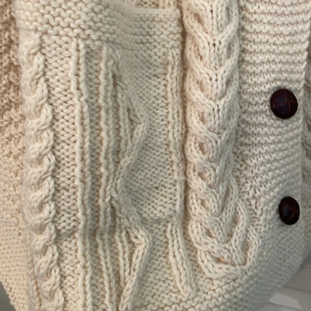 Handmade Oversized Button Down Cream Cable Beautiful Cardigan - Picture 3 of 10